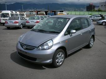 2004 Honda Fit Photos