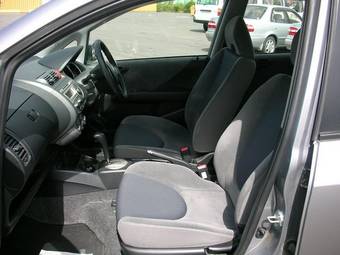 2004 Honda Fit Pictures