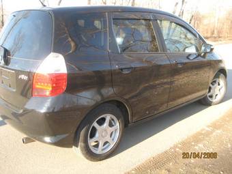 2004 Honda Fit Wallpapers