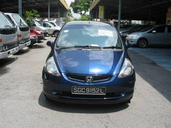 2004 Honda Fit Pictures