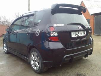2004 Honda Fit Pictures