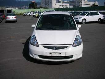 2004 Honda Fit Photos