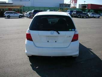2004 Honda Fit Wallpapers