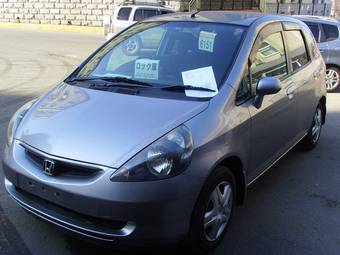 2004 Honda Fit Photos