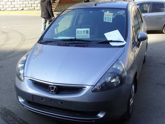 2004 Honda Fit Photos