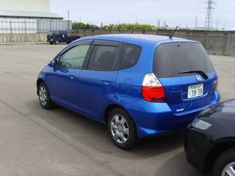 2004 Honda Fit Photos