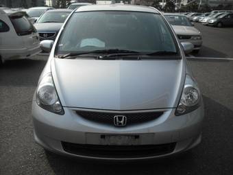 2004 Honda Fit Pictures