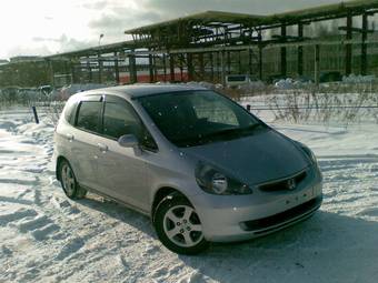 2004 Honda Fit Photos