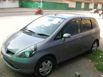 2004 Honda Fit Pictures