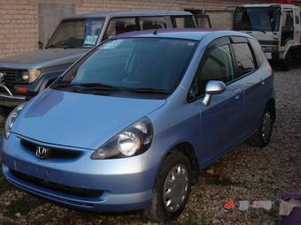 2004 Honda Fit Pictures