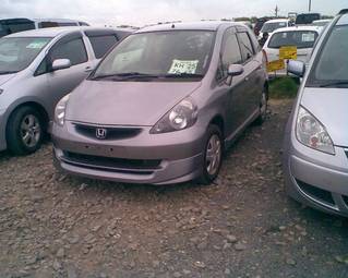 2004 Honda Fit Pictures