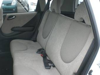 2004 Honda Fit Pictures