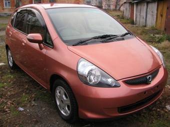 2004 Honda Fit Pictures