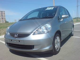 2004 Honda Fit Photos