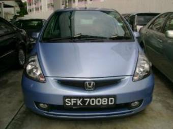 2004 Honda Fit Pictures