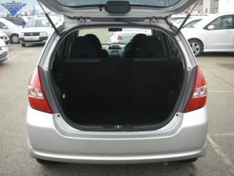 2004 Honda Fit Photos