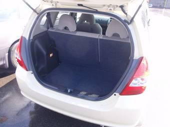 2004 Honda Fit Pictures