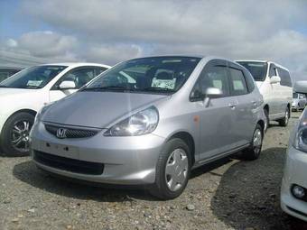 2004 Honda Fit Photos