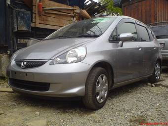 2004 Honda Fit Photos