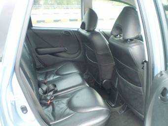 2004 Honda Fit Photos