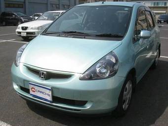 2004 Honda Fit Photos