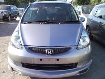 2004 Honda Fit Images