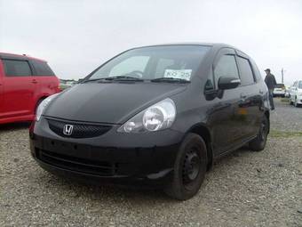 2004 Honda Fit Pictures