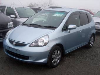 2004 Honda Fit Photos