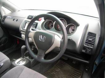 2004 Honda Fit Pics