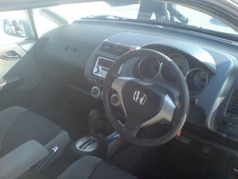 2004 Honda Fit Photos