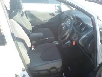 2004 Honda Fit Photos