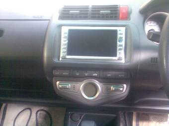 2004 Honda Fit Pictures