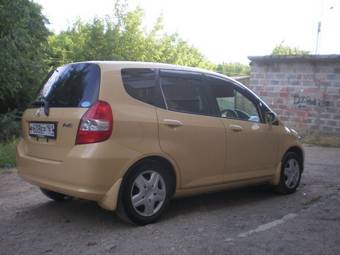 2004 Honda Fit Pictures