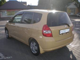 2004 Honda Fit Photos