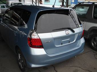 2004 Honda Fit Photos