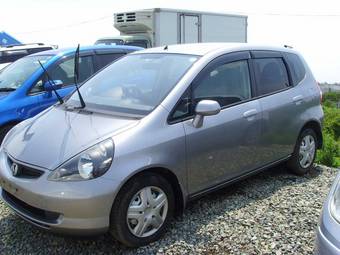 2004 Honda Fit Pictures