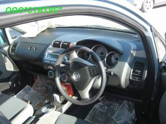 2004 Honda Fit Pictures