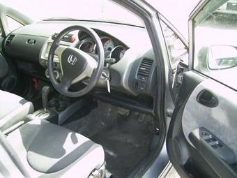 2004 Honda Fit Pictures
