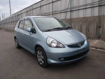 2004 Honda Fit Pictures