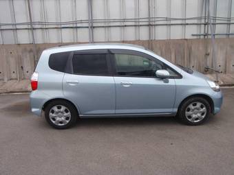 2004 Honda Fit Pictures