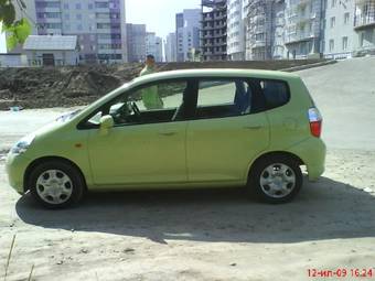 2004 Honda Fit Pictures