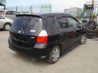 2004 Honda Fit Pictures