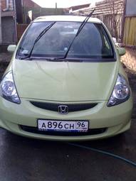 2004 Honda Fit Pictures