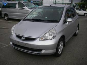 2004 Honda Fit Photos