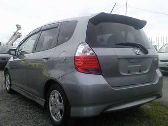 2004 Honda Fit Photos