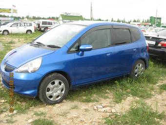2004 Honda Fit Photos