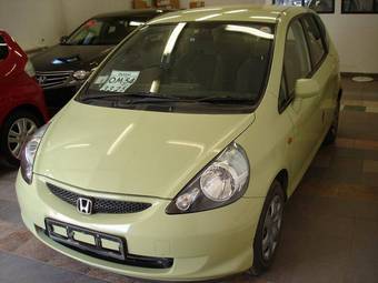 2004 Honda Fit Photos