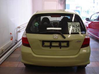 2004 Honda Fit Photos