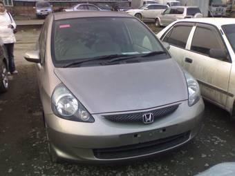 2004 Honda Fit Pictures