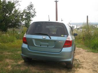 2004 Honda Fit Photos